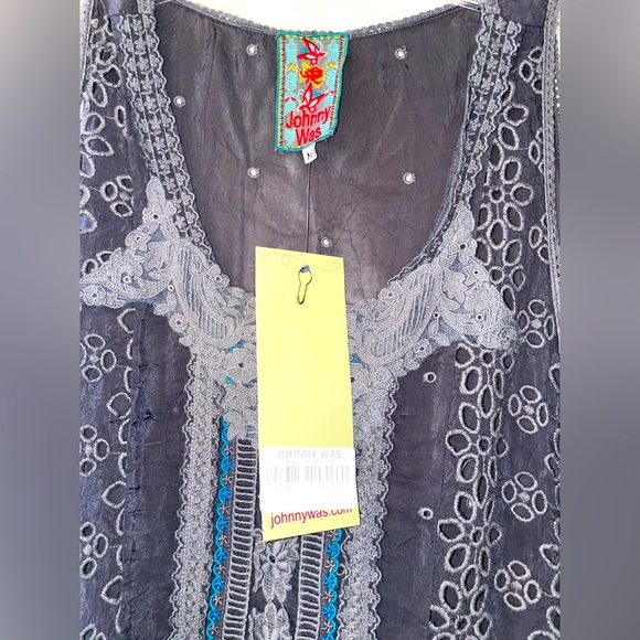 NWT!! Johnny Was Size M Gray/Blue Lucky Tank🐺 - Picture 4 of 6
